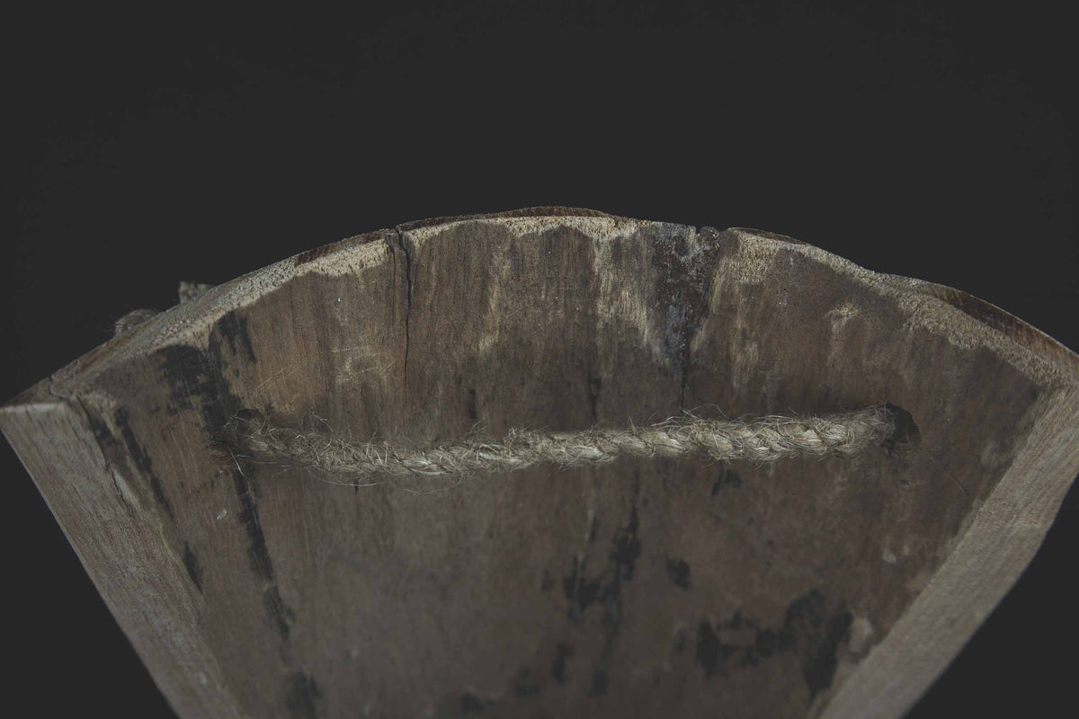 Distressed Wooden Jute Tray - LYKTA